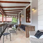 Stylish Penthouse With Large Terrace 4* Most na Soči