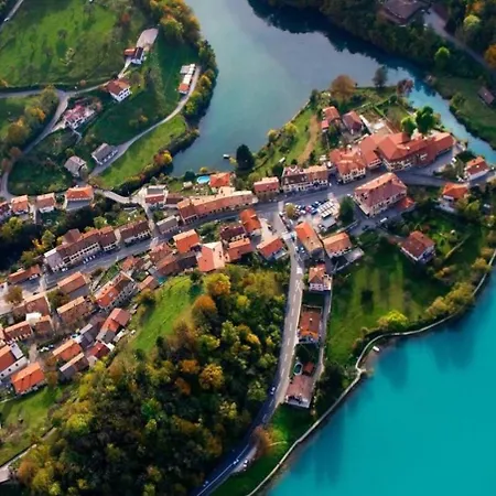 Stylish Penthouse With Large Terrace Hotel Most na Soči