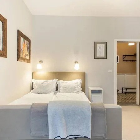 Stylish Penthouse With Large Terrace Hotel 4*