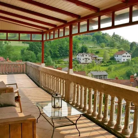 Hotel Stylish Penthouse With Large Terrace 4*