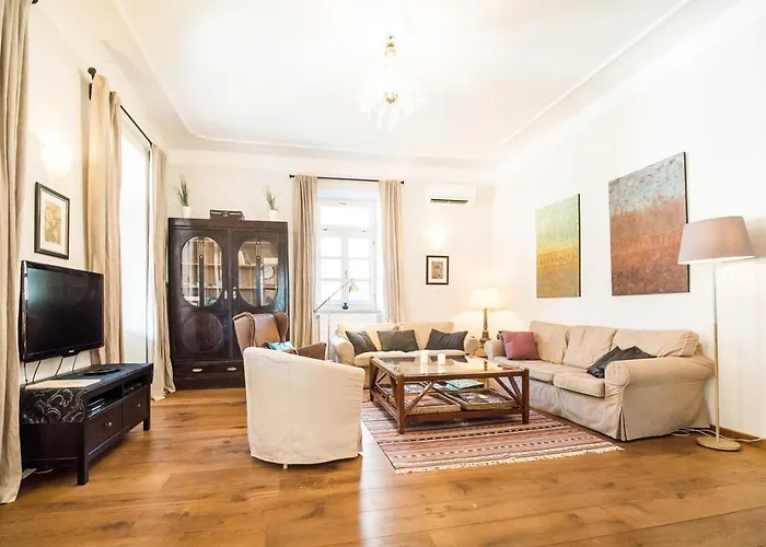 Stylish Penthouse With Large Terrace 4* Most na Soči